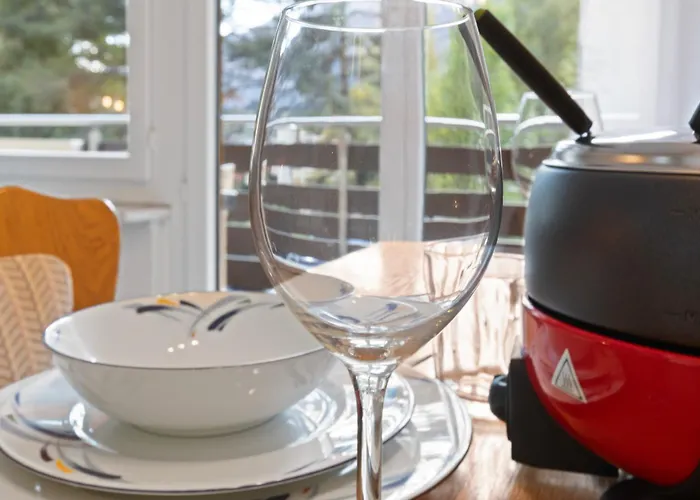 Lumineux Avec Vue Sur Les Montagnes アパート *